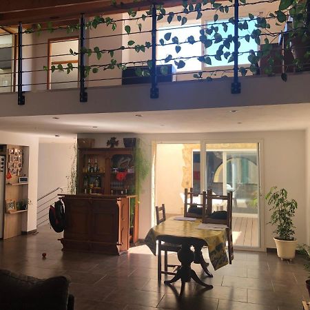 Maison De Village Avec Patio Bessan Kültér fotó