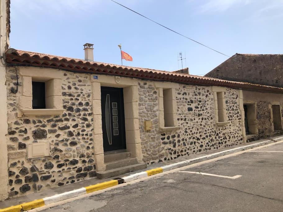Maison De Village Avec Patio Bessan Kültér fotó