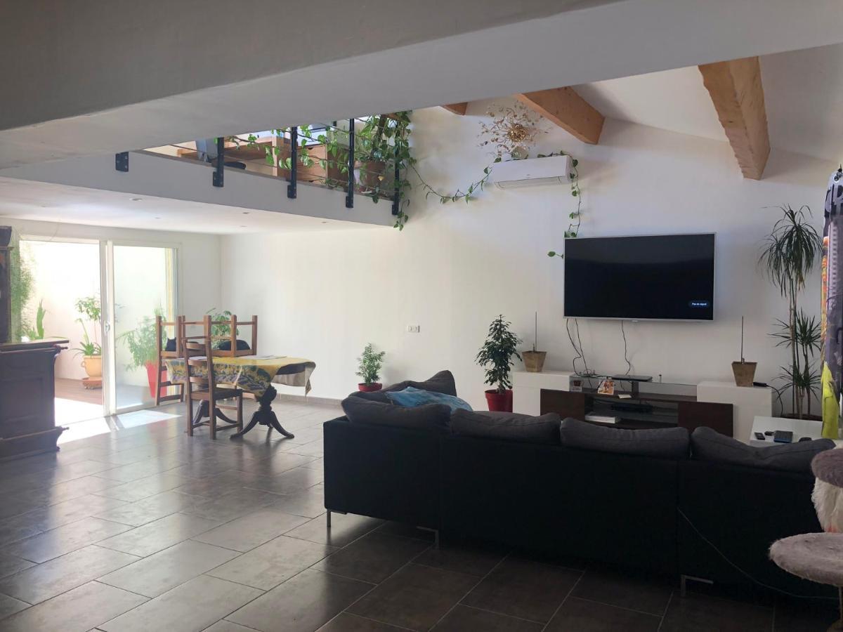 Maison De Village Avec Patio Bessan Kültér fotó