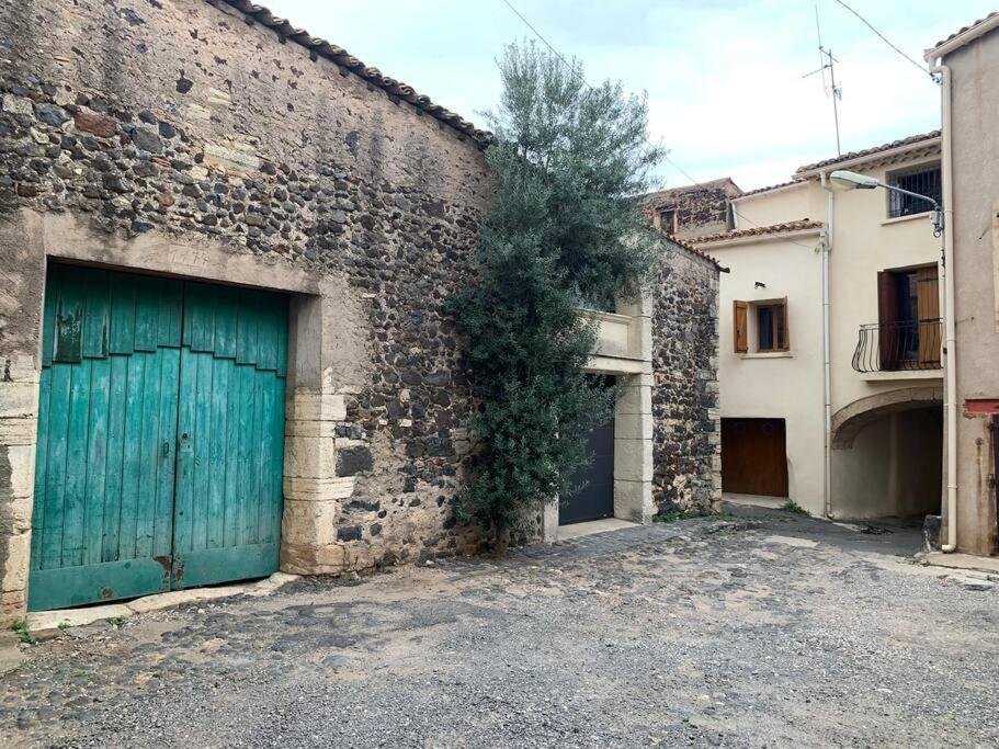 Maison De Village Avec Patio Bessan Kültér fotó